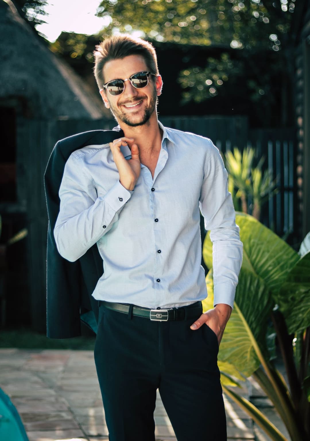 Off-duty suit example